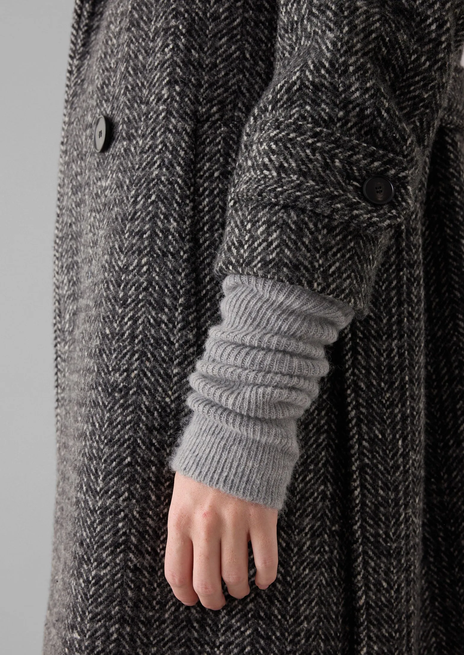 Nishiguchi Kutsushita Alpaca Arm Warmers | Light Grey